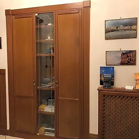 Foria 210 Nocleg ze śniadaniem 4*