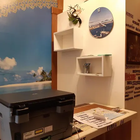 Foria 210 Oda ve Kahvaltı Napoli