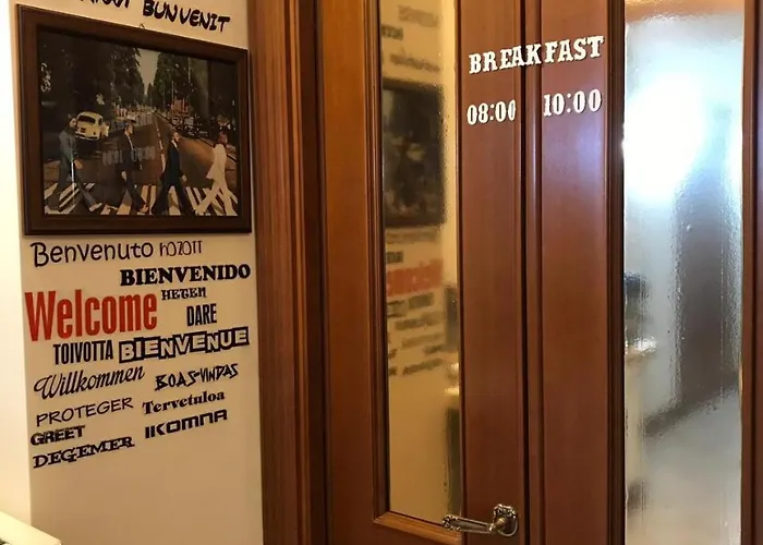 Foria 210 Oda ve Kahvaltı 4*